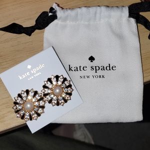 Black & white tuxedo pearl earrings